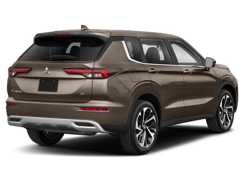 2024 Mitsubishi Outlander SE S-AWC Deep Bronze  Shot 33